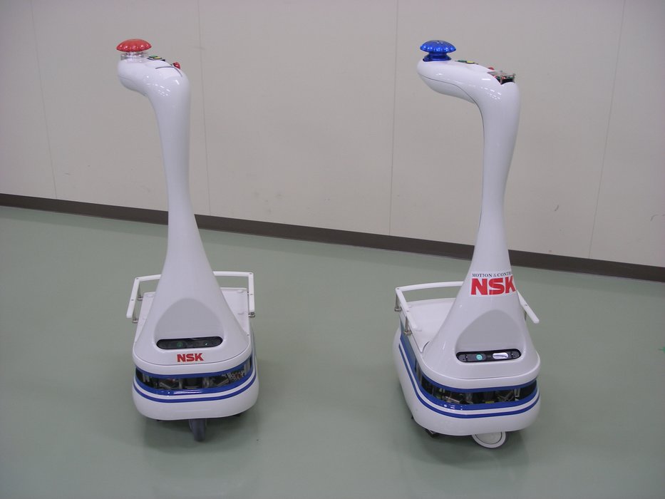 Компания NSK готовится выпустить робота-поводыря LIGHBOT™